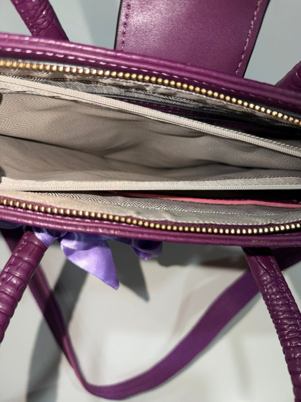 An exquisite crocodile-pattern genuine leather satchel handbag - Picture 8 of 9